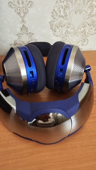 Наушники Dyson zone!