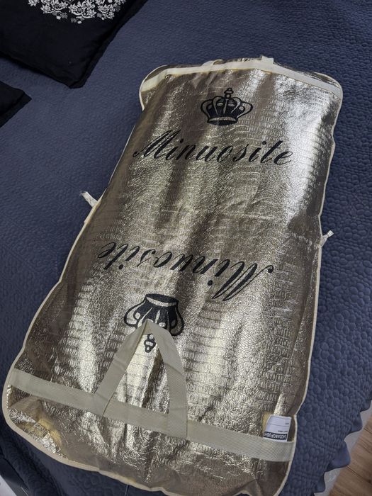 Продам шубу! В идевльном состоянии.