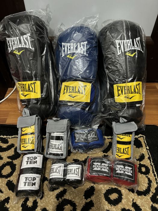 боксерские перчатки мма черепашка бинт капа лапа шлем