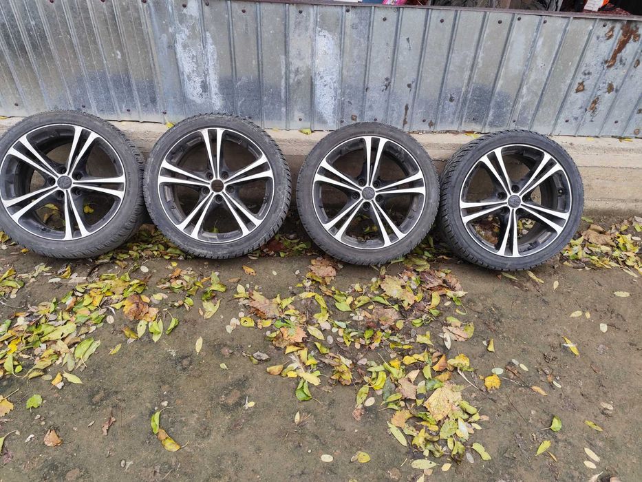 Vând roti r18 Volskwagen