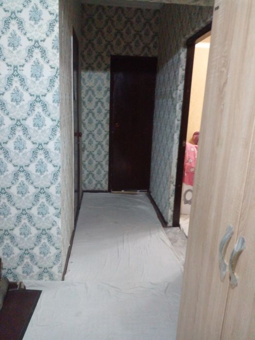 Uy sotiladi:2xonali (80kvm )