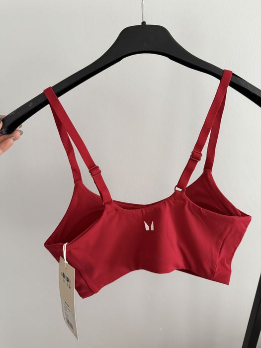 Дамско горнище топ червено My protein XS ново с етикет