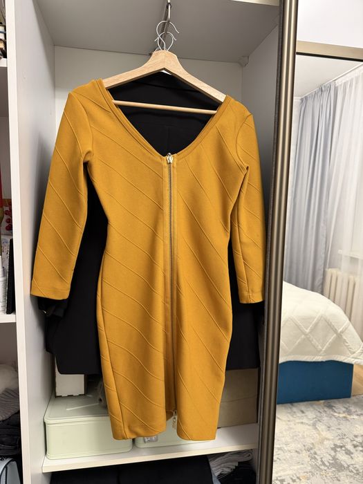 Женские и подростковые платья