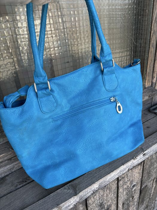 Дамски чанти.