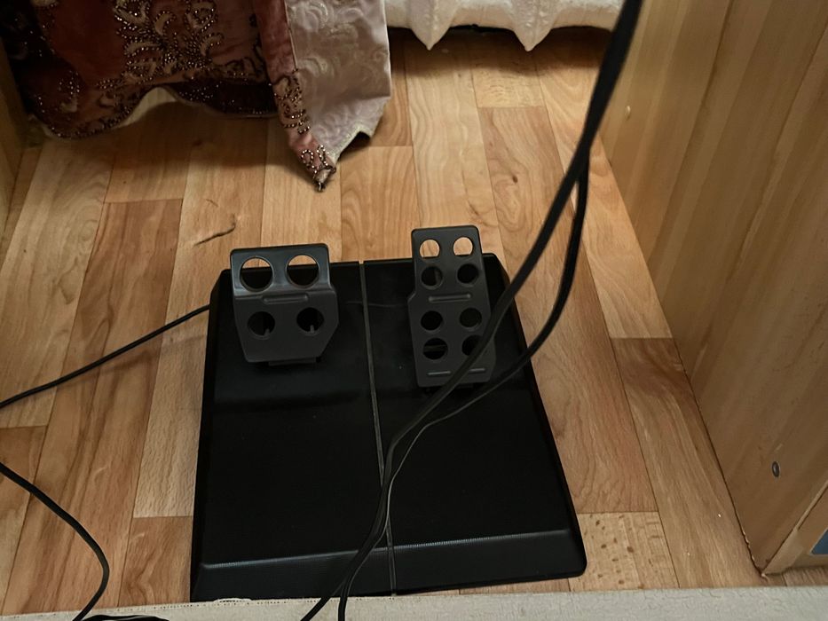 Компьютер руль с педали