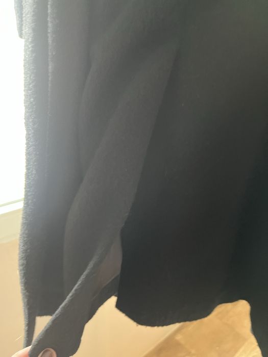 Черно вълнено пално GUESS