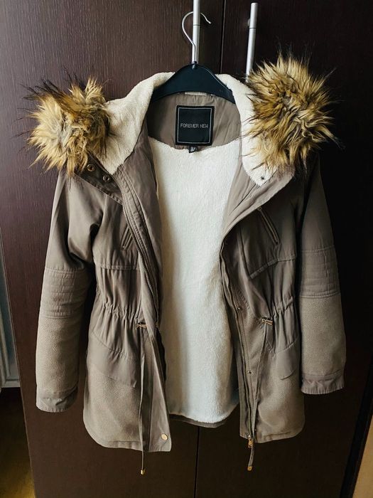 Есенно яке каки Forever New