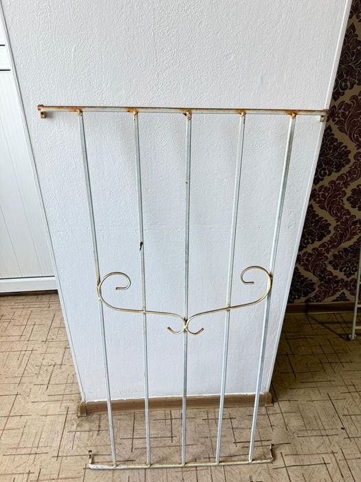 Продам решетки на окна по 5000