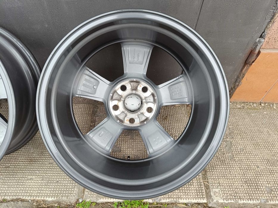 ОРИГИНАЛНИ джанти 17 цола 5x114,3 ТОЙОТА / TOYOTA + датчици 6,5J ET45