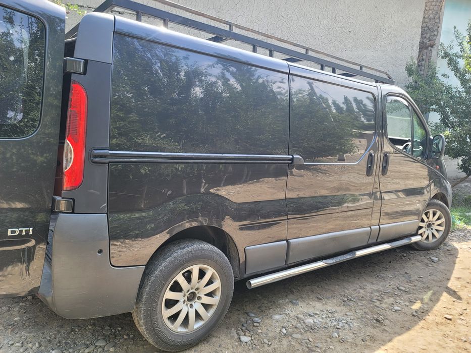 Opel vivaro sotiladi xolati zòr yurishlari yaxshi