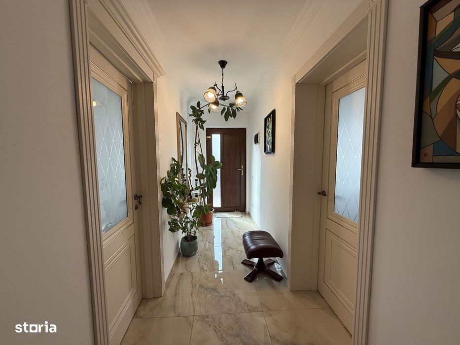 Casă individuală de vânzare – Cartier Izvor