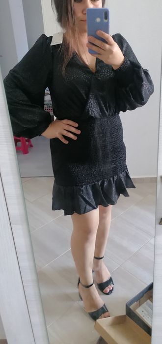 Сатенена рокля размер М