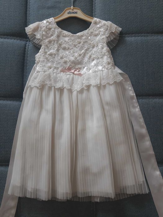 Нарядные детские платья