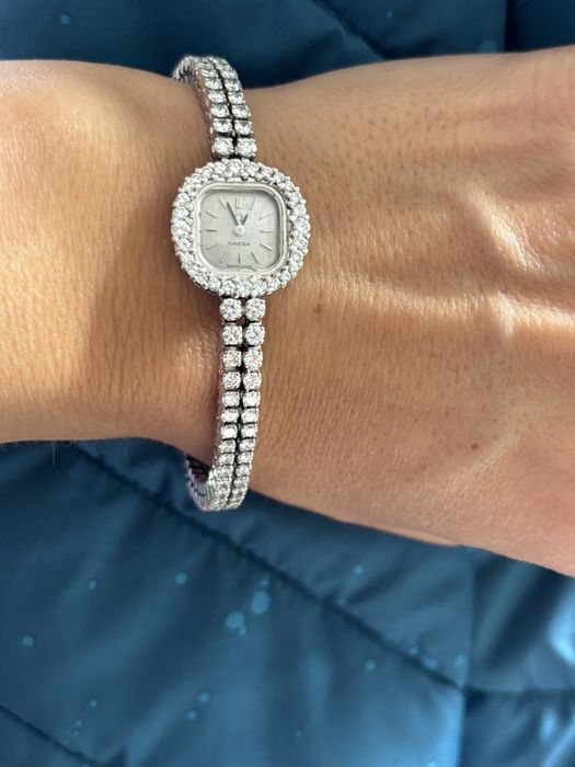 Ceas omega aur 18 k cu diamante