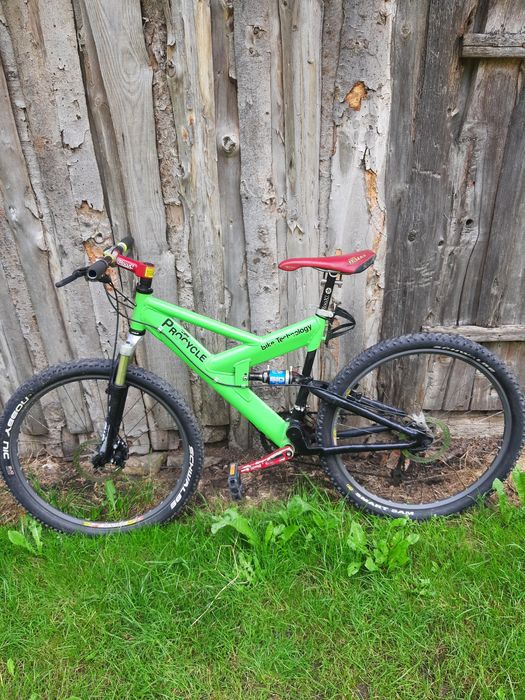 Bicicleta de vanzare