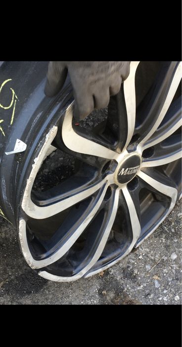 Vand Jante:225/40R18 92W
