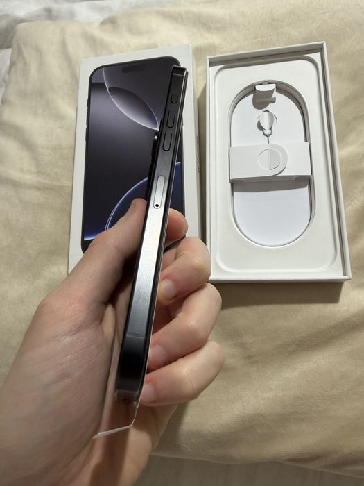 iPhone 16 Pro Max 512GB