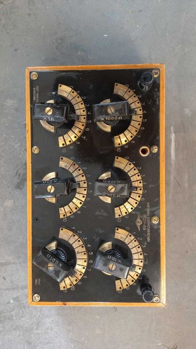 Магазин сопротивлений типа МСР 40