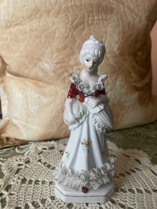 порцеланова дама " Порцеланова благородница"