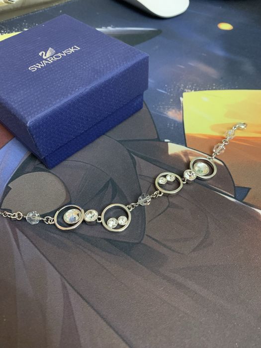 Продам браслет Swarovski