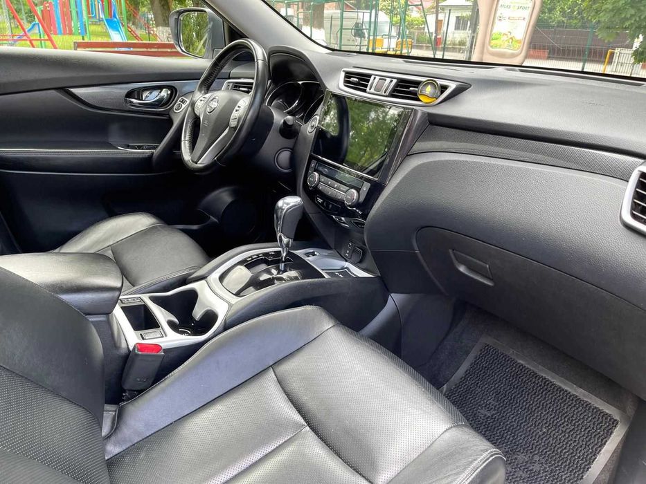 Nissan X-Trail 1.6 130cp Tekna Automat Alb Perlat