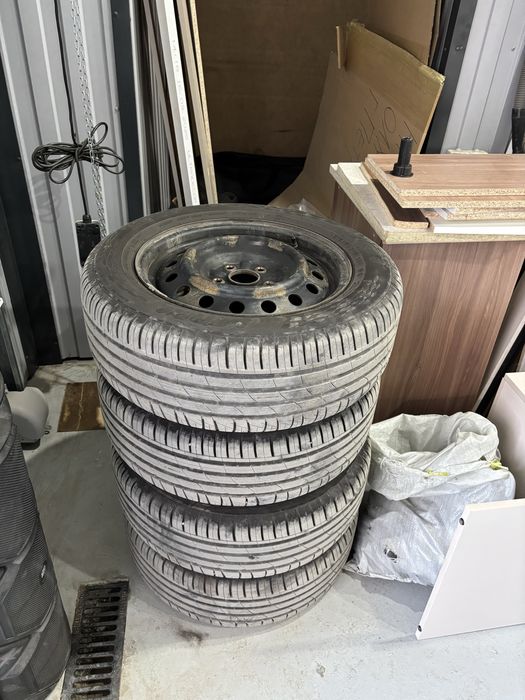 Продам шины от камри 40 со штампом