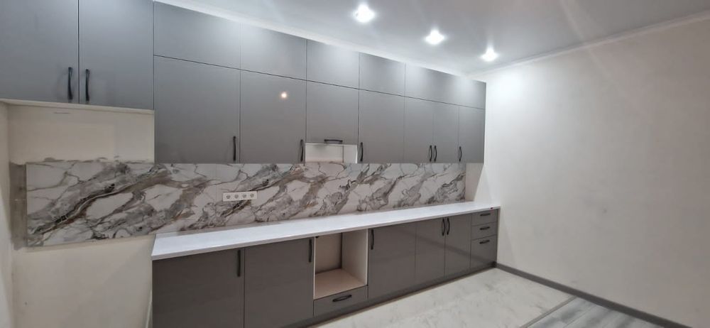 Кухонный Гарнитур огромный выбор