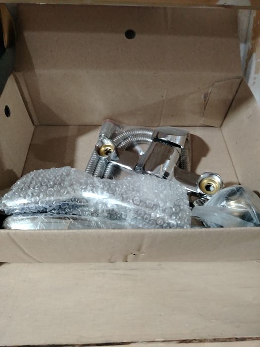 Продаётся смесители,