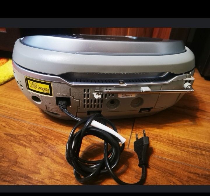 Caaetofon Panasonic combina