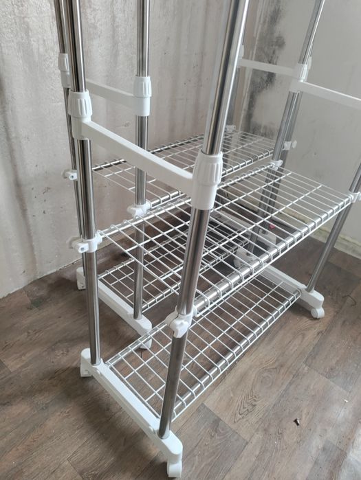 Продам гардеробную стойку...