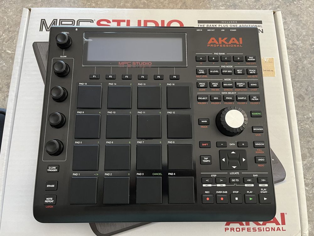 Akai MPC Studio Black Edition гр. София Бояна • 