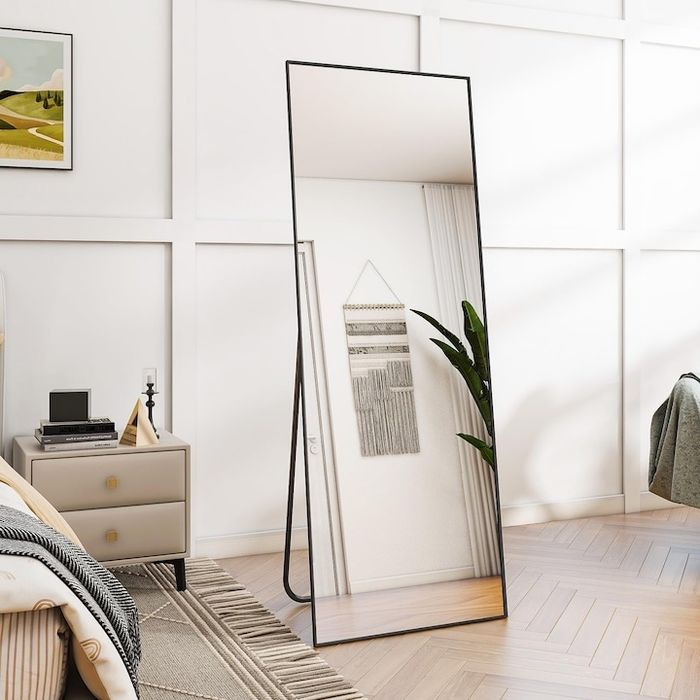 Oglinda cu picior 140x40 neagra