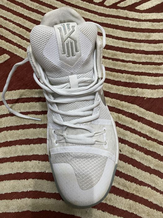 Продам кроссовки nike