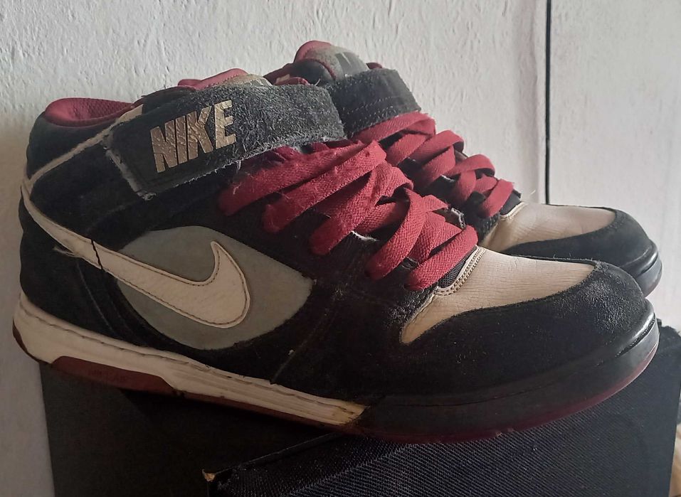 Маратонки Асикс/кецове Найк