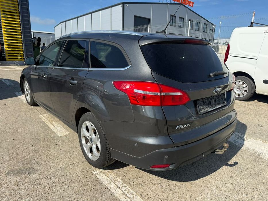 Dezmembrez Ford focus 3 facelift 2016 break gri 2.0 tdci T7DB cutie powershift volan stanga
