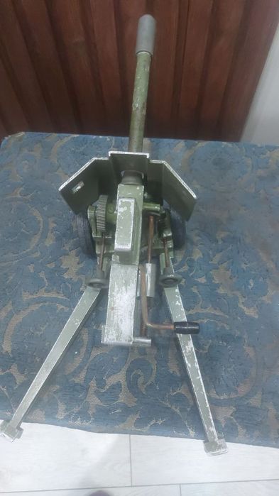 Пушка металлическая для колекций