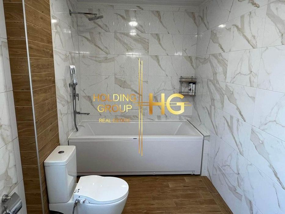 Къща в Варна-м-т Ален Мак площ 270  кв.м