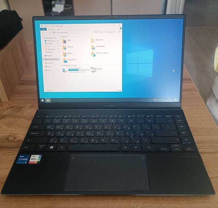 Ноутбук Asus Zenbook 14 UX425E