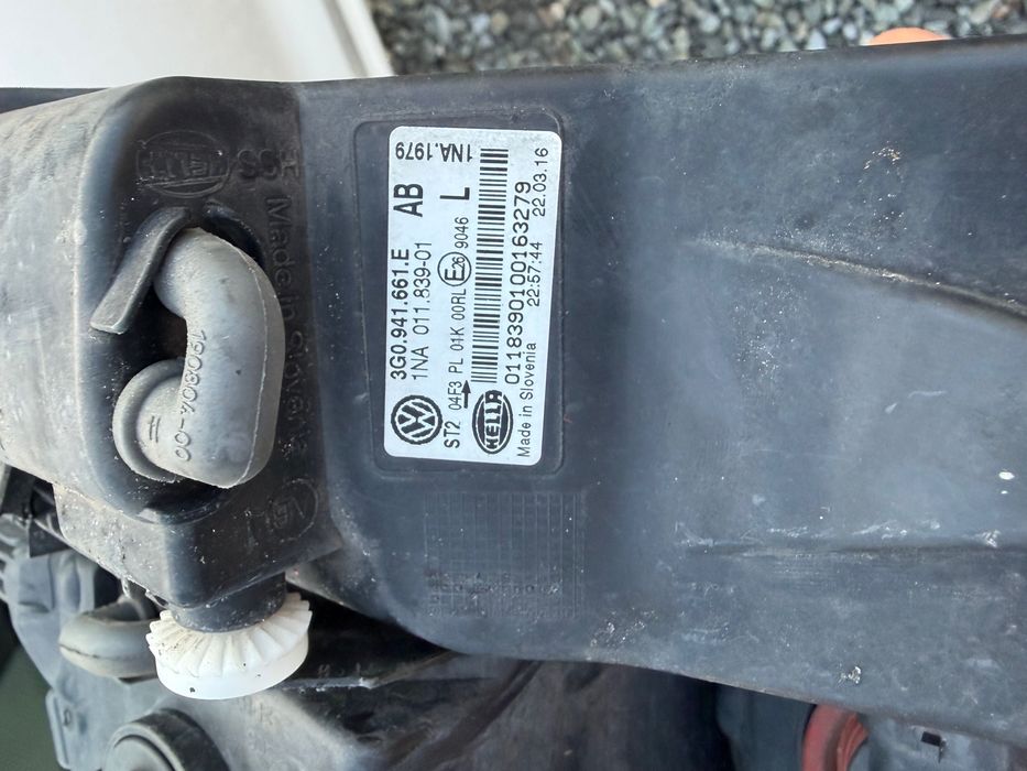 Set proiectoare / faruri ceață originale Volkswagen Passat B8 (2015–2020) – stânga + dreapta – Hella