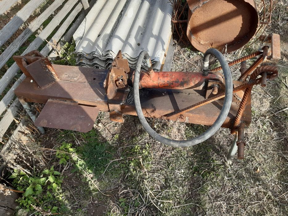 Гидровлически дровакол