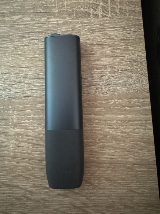 Vand Iqos  ILUMA I ONE negru