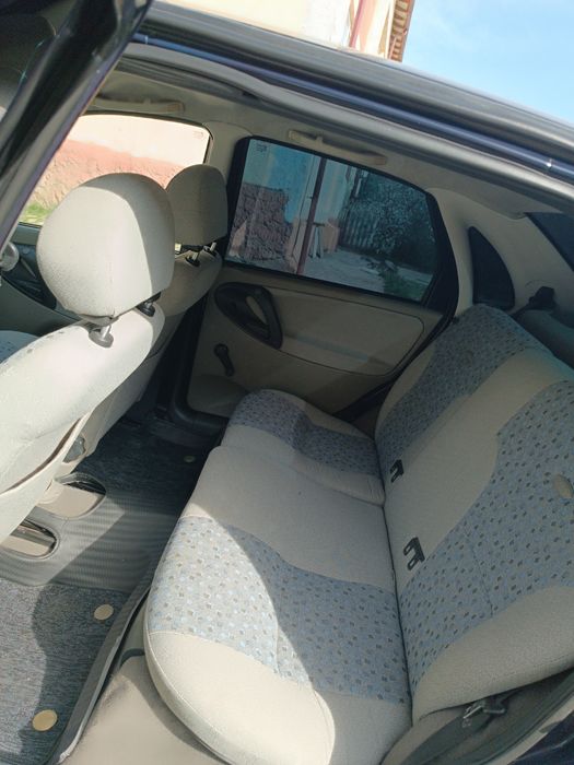 Lada kalina sotiladi