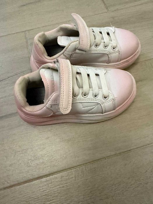 Adidasi fete Alexander McQueen
