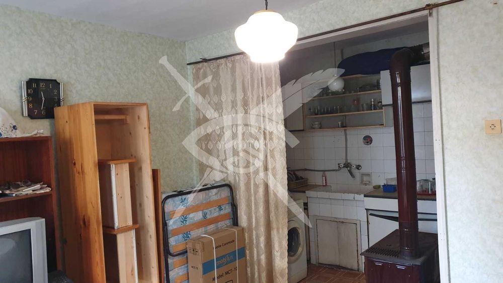 Триетажна къща-Несебър