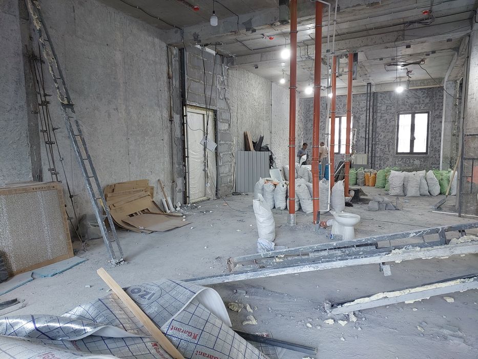 Демонтаж квартира подготовка к ремонту Копаем подвал