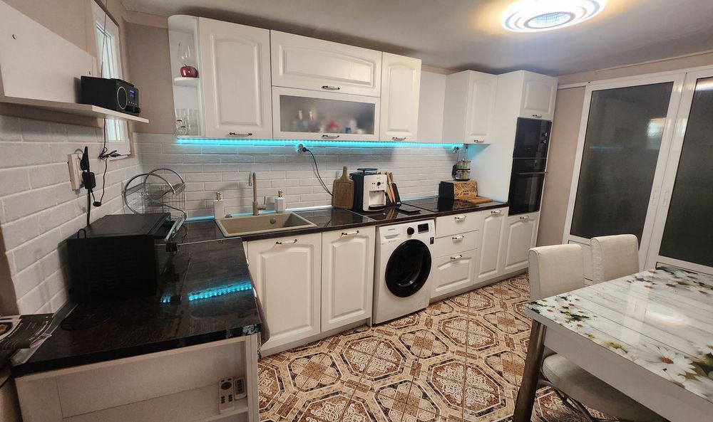 Дава се под наем Къща в Варна, Христо Ботев - 120 кв.м за 765 € - Снимка #6