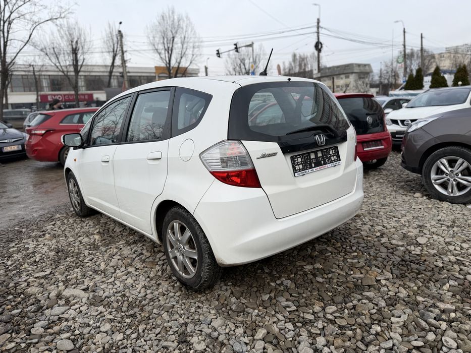 Honda Jazz 1.2 ivtec, distributie lant, Garantie si rate fara avans!!