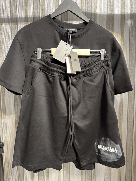Compleu Balenciaga Calitate Premium