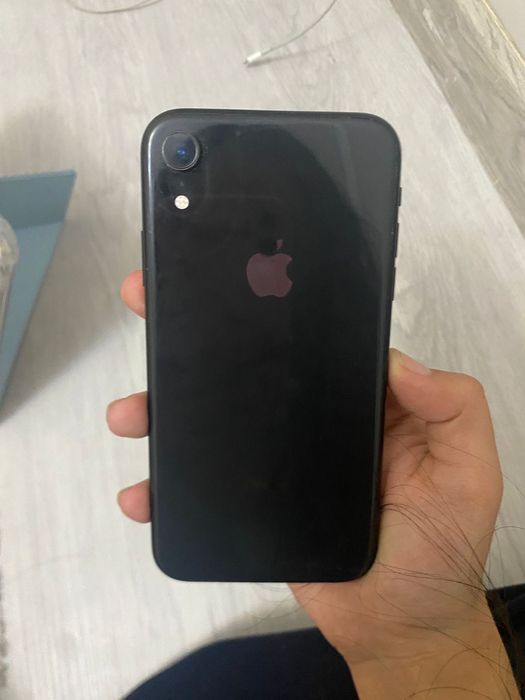 Айфон XR  с коробкой