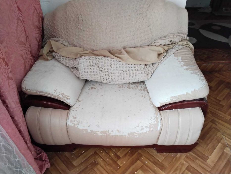 Диван и 2 кресло